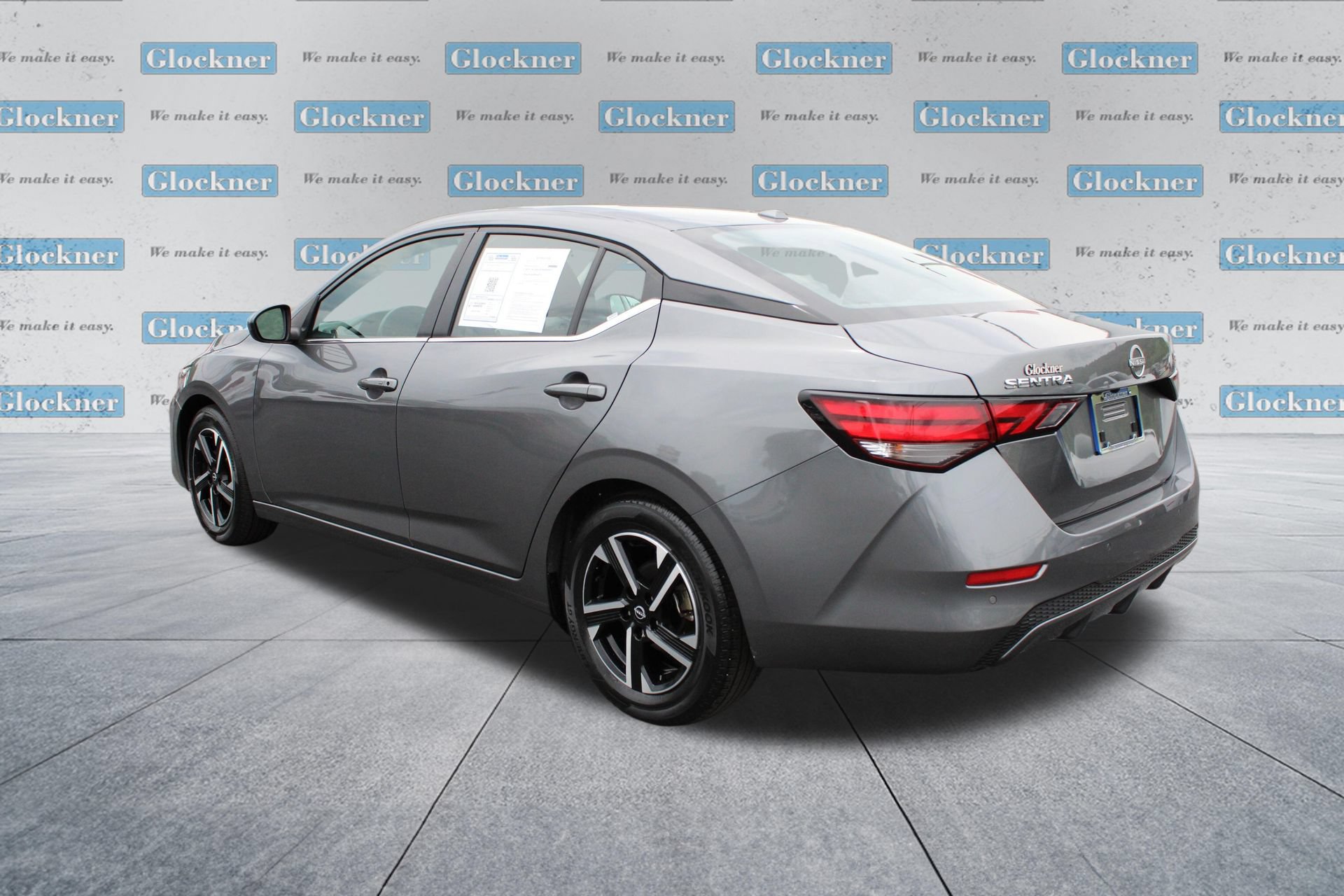 Used 2024 Nissan Sentra SV FWD image 8