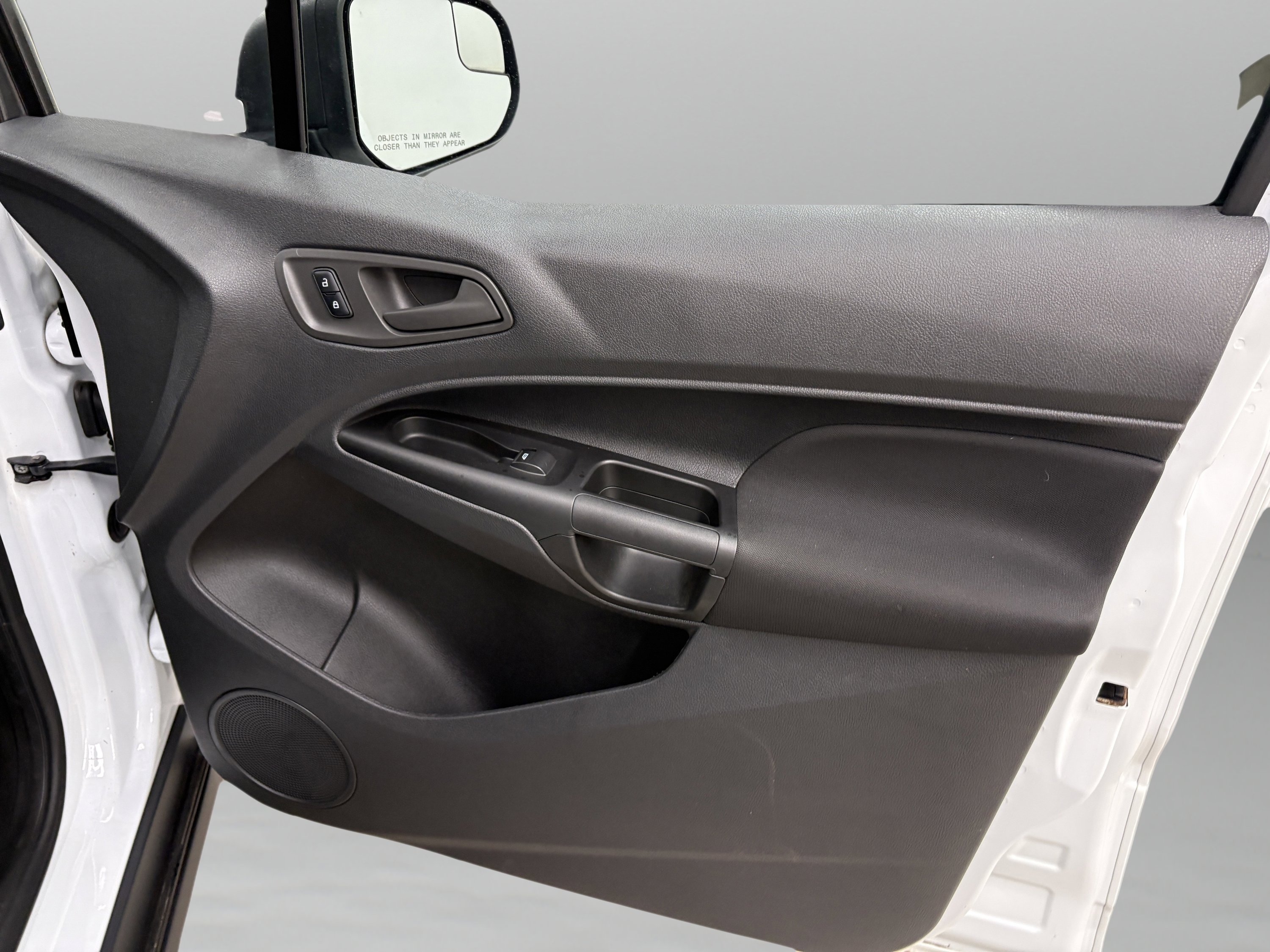 Used 2016 Ford Transit Connect XL image 26