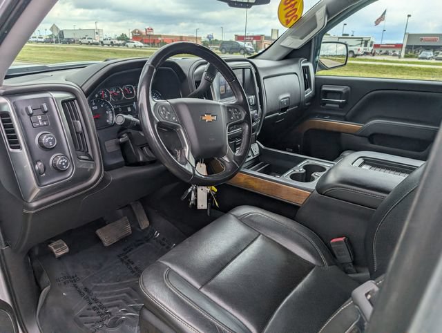 Used 2018 Chevrolet Silverado 1500 LTZ w/ Sport Package AWD/4WD image 14