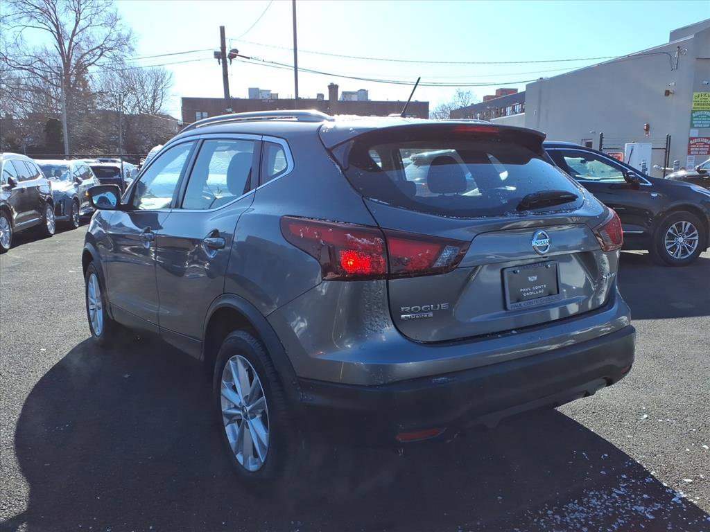 Used 2018 Nissan Rogue Sport SV w/ SV All-Weather Package image 7