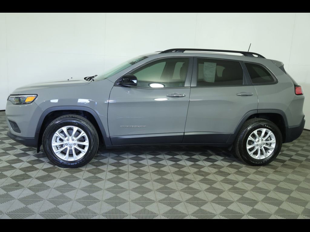 Used 2022 Jeep Cherokee Latitude Lux AWD/4WD image 16