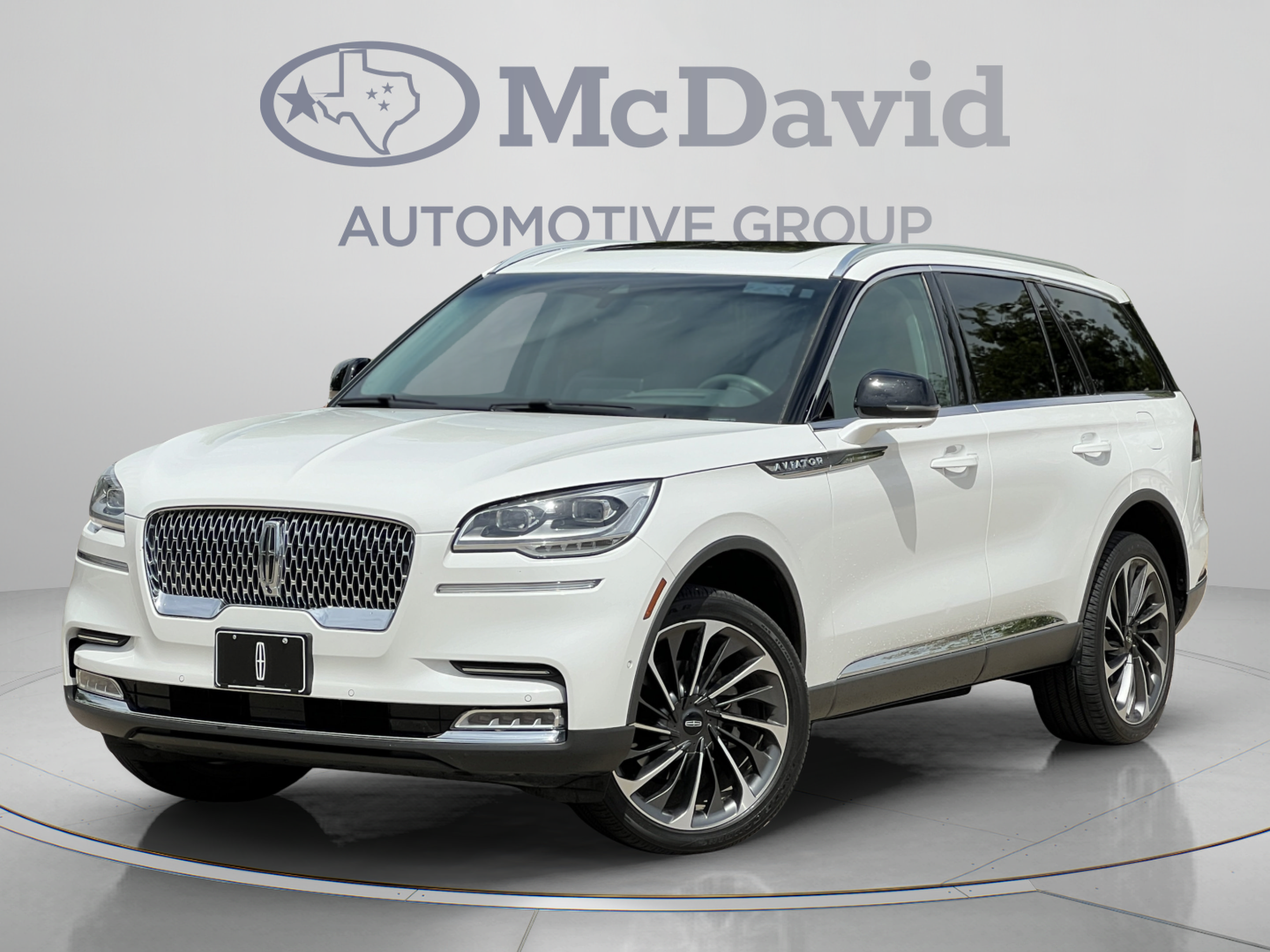 Used 2021 Lincoln Aviator Reserve w/ Equipment Group 202A AWD/4WD image 1