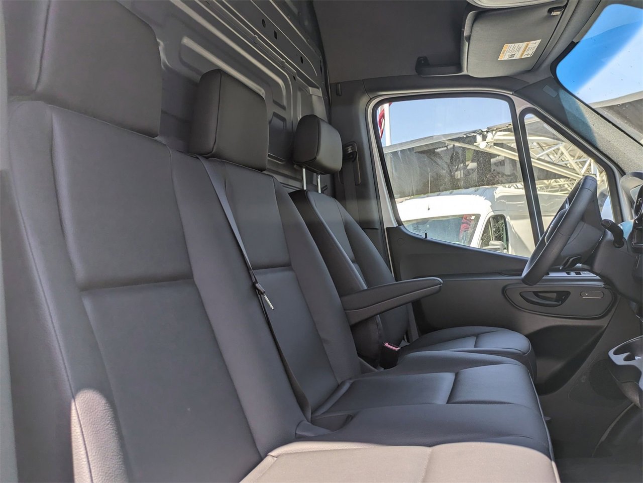New 2025 Mercedes-Benz Sprinter 2500 image 9