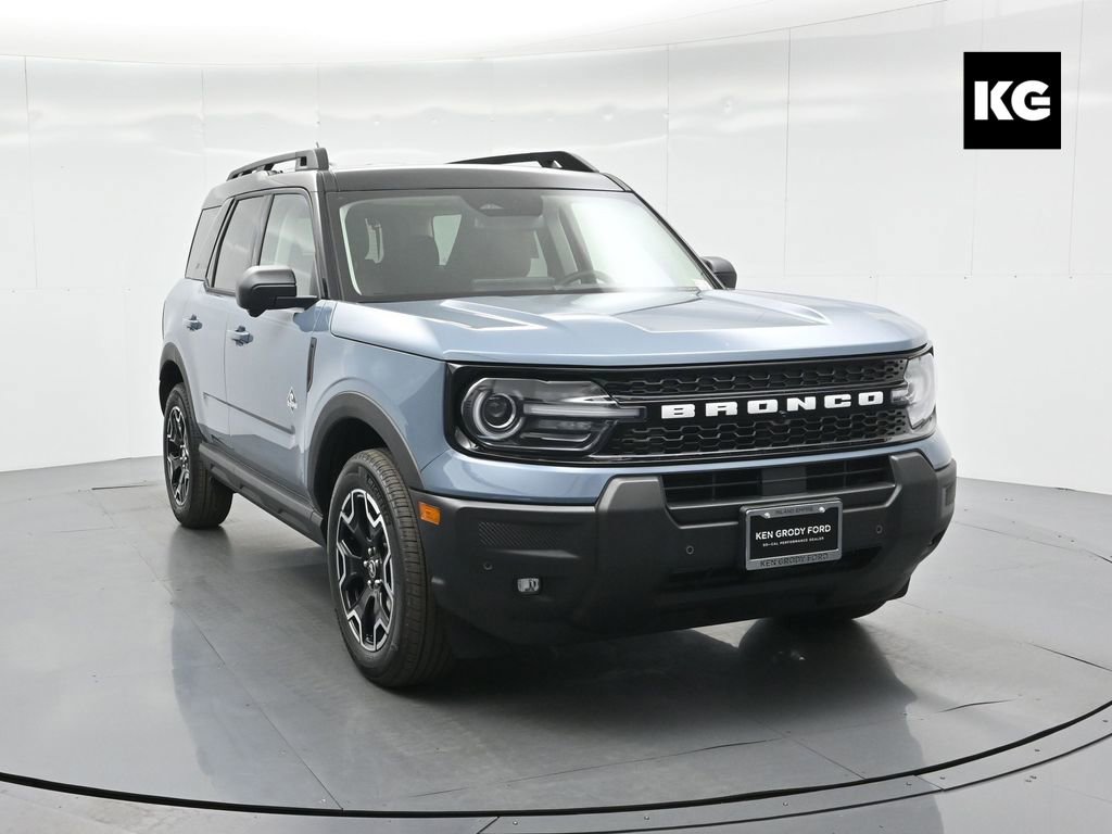 New 2025 Ford Bronco Sport Outer Banks w/ Outer Banks Tech Package+ image 1