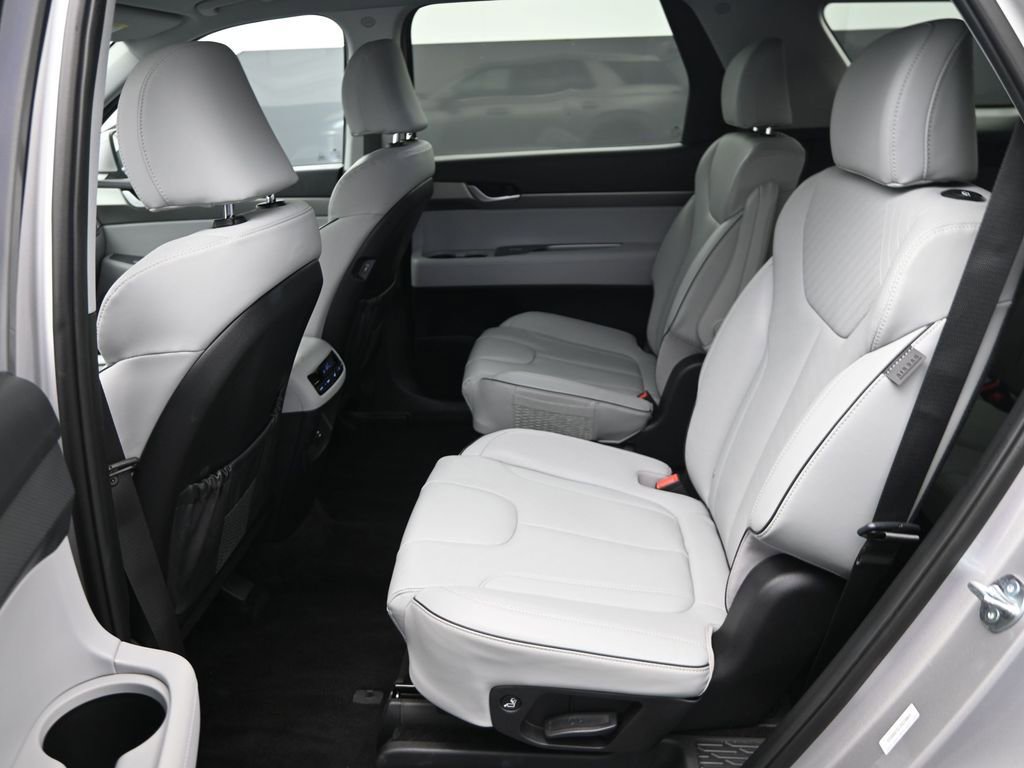 Used 2025 Hyundai Palisade SEL AWD/4WD image 12