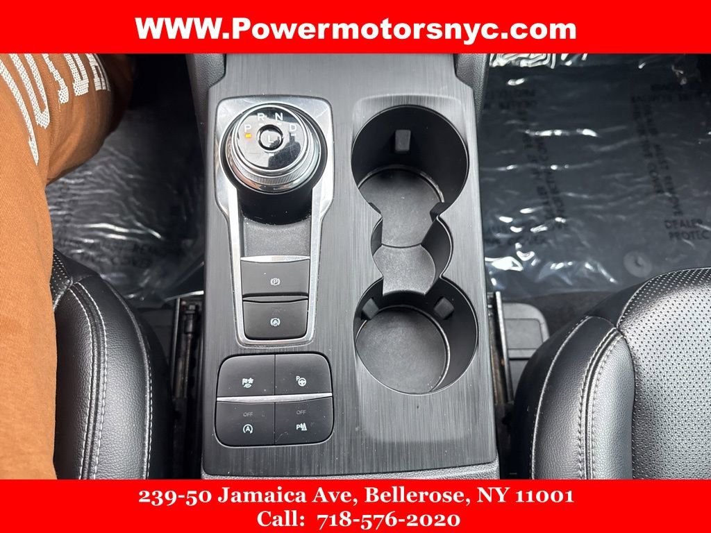 Used 2021 Ford Escape Titanium image 39