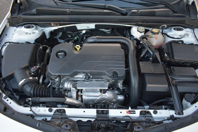 Used 2024 Chevrolet Malibu LT image 46