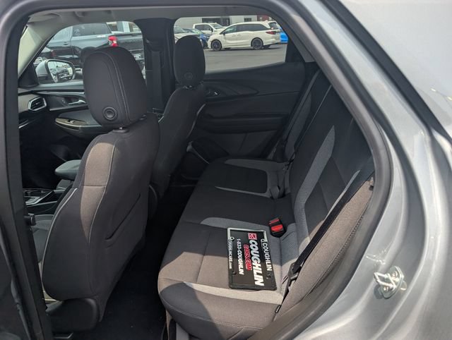 Used 2023 Chevrolet TrailBlazer LT w/ Convenience Package FWD image 10