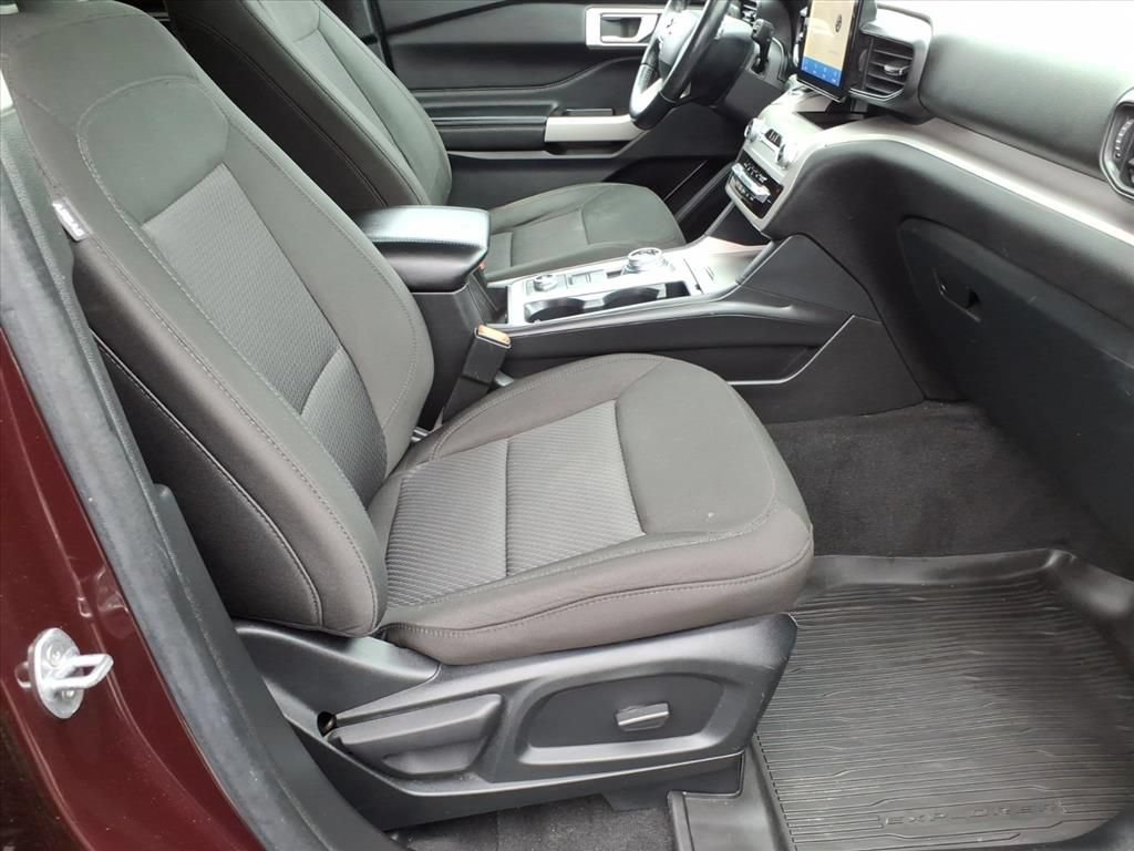Certified 2023 Ford Explorer XLT AWD/4WD image 8