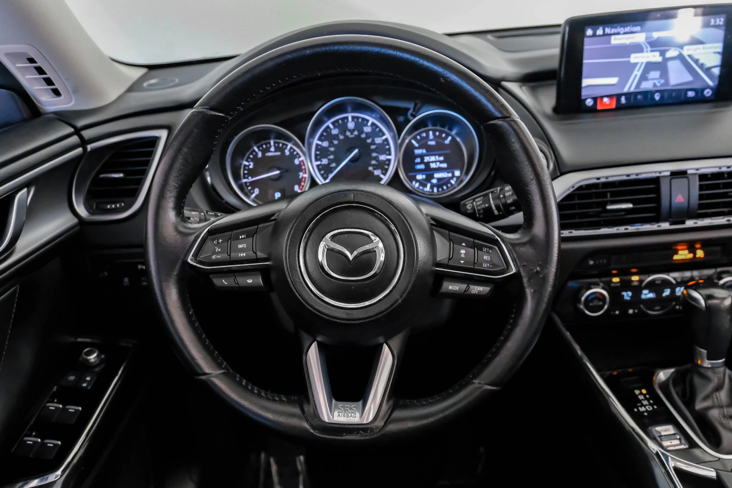 Used 2018 MAZDA CX-9 Touring w/ Touring Premium Package image 15