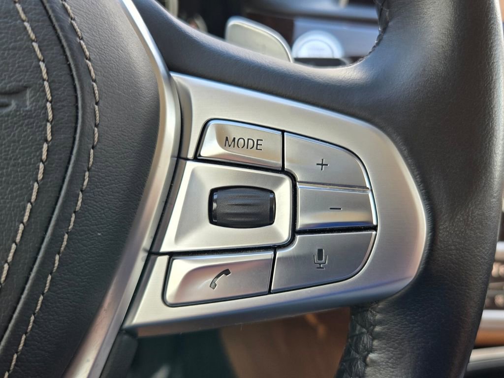 Used 2019 BMW 750i xDrive w/ Executive Package image 24