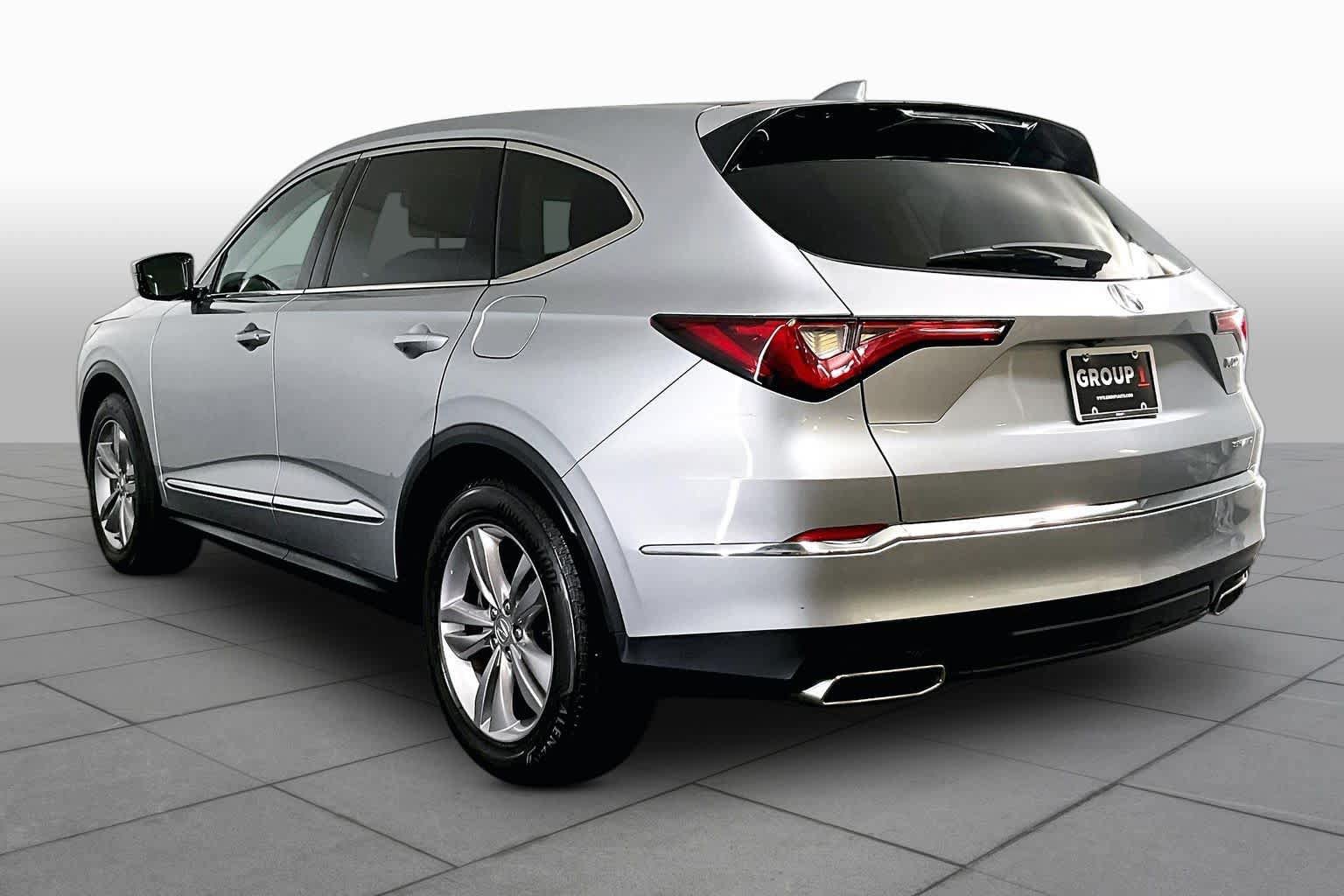 Used 2022 Acura MDX SH-AWD image 12