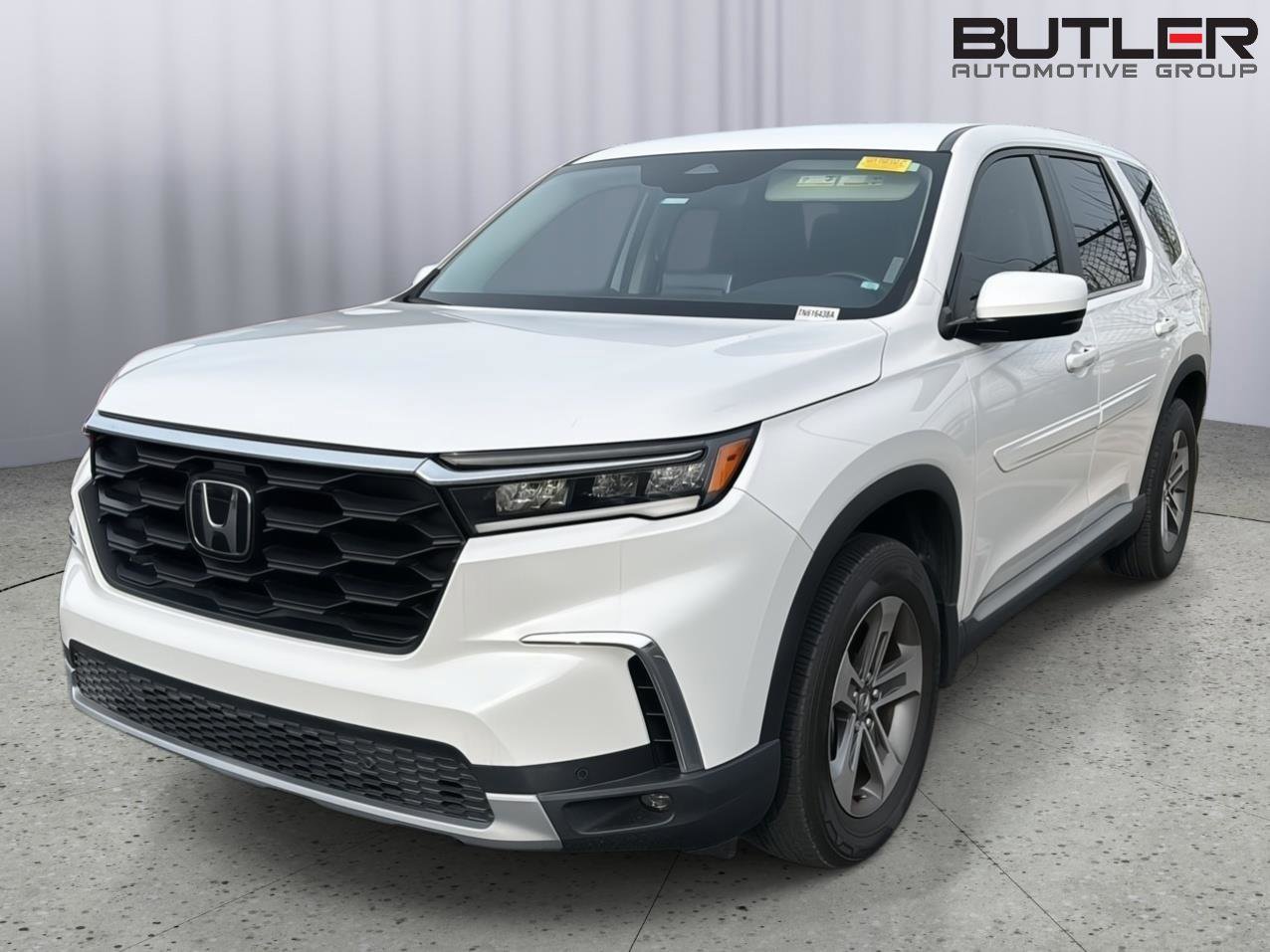 Used 2023 Honda Pilot EX-L image 2