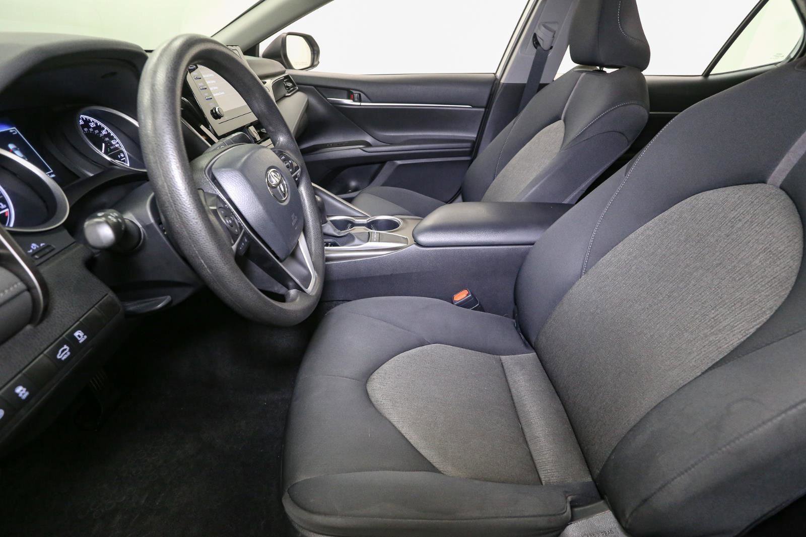 Used 2023 Toyota Camry LE FWD image 39