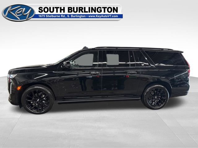 Used 2022 Cadillac Escalade ESV Sport Platinum w/ LPO, ONYX Package AWD/4WD image 3