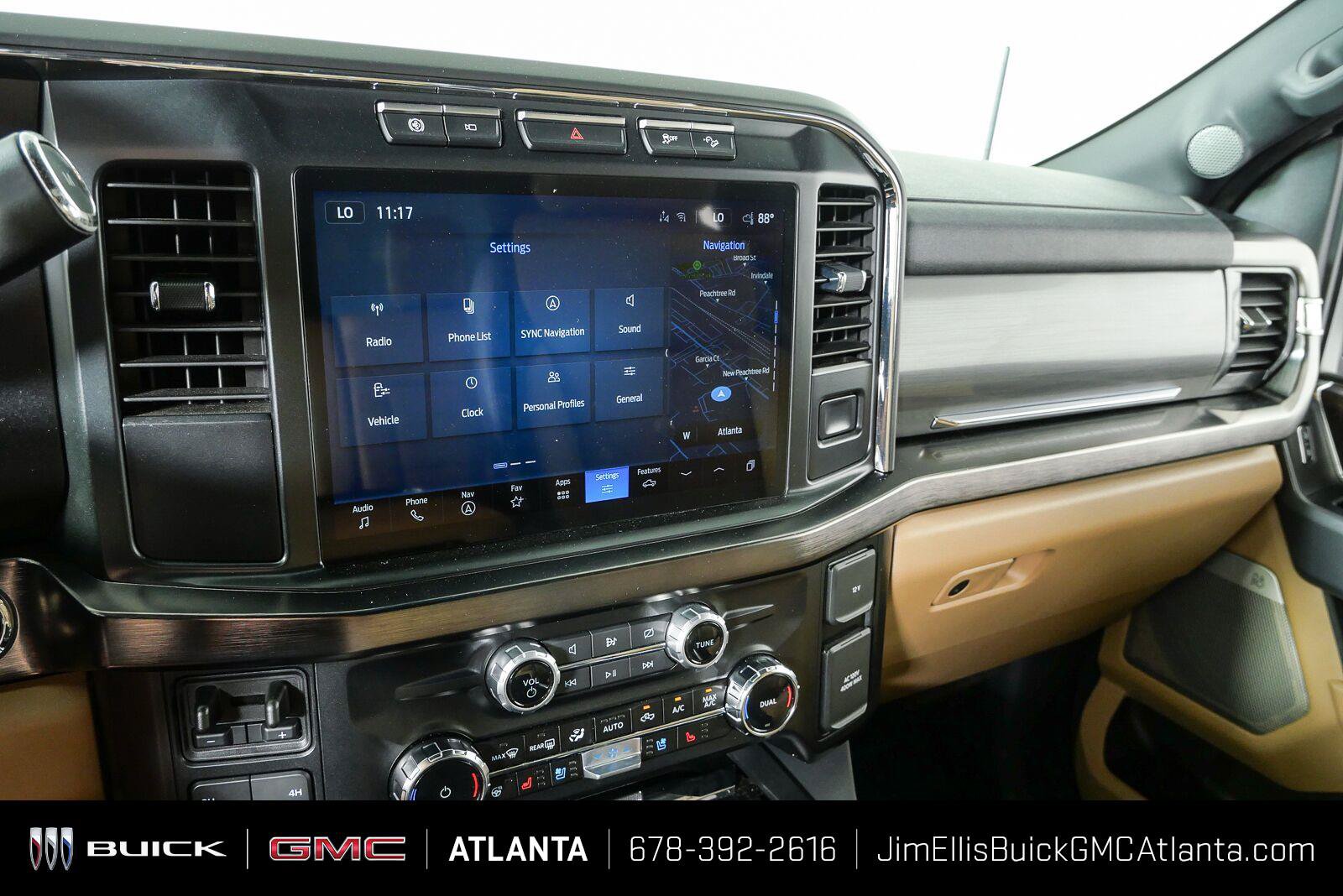 Used 2024 Ford F250 Lariat w/ Chrome Package AWD/4WD image 13