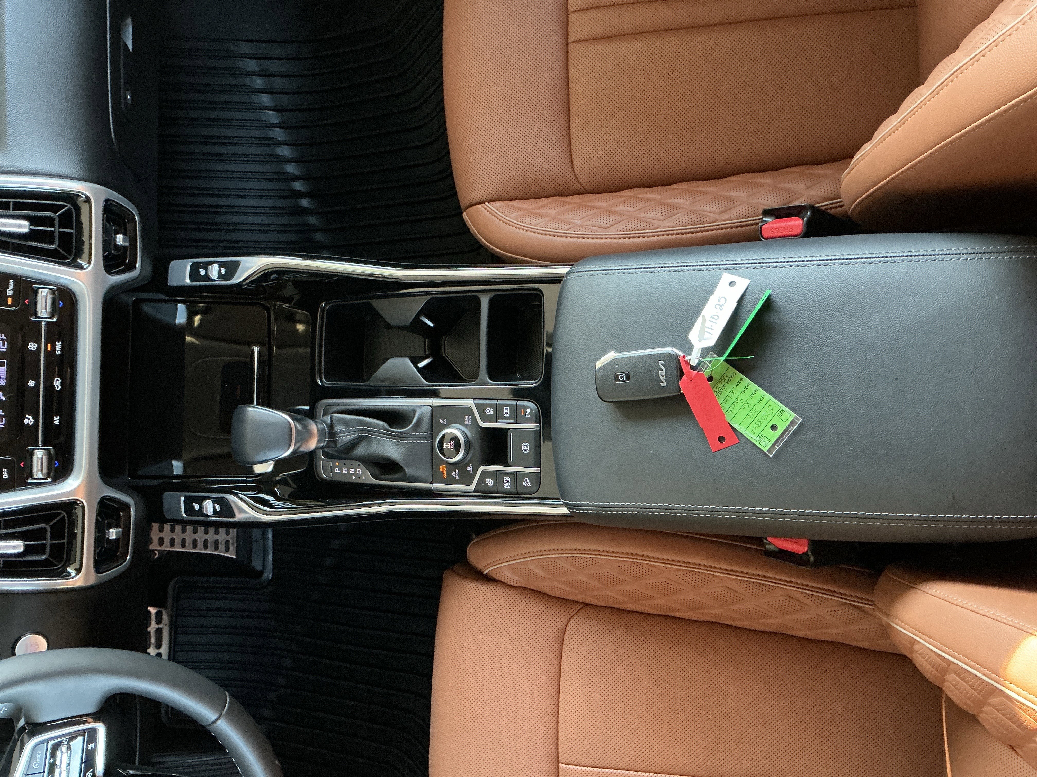 Used 2022 Kia Sorento SX Prestige w/ Rust Color Package image 11