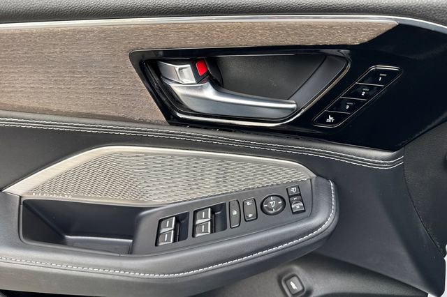 Certified 2024 Acura MDX SH-AWD w/ Advance Package image 11