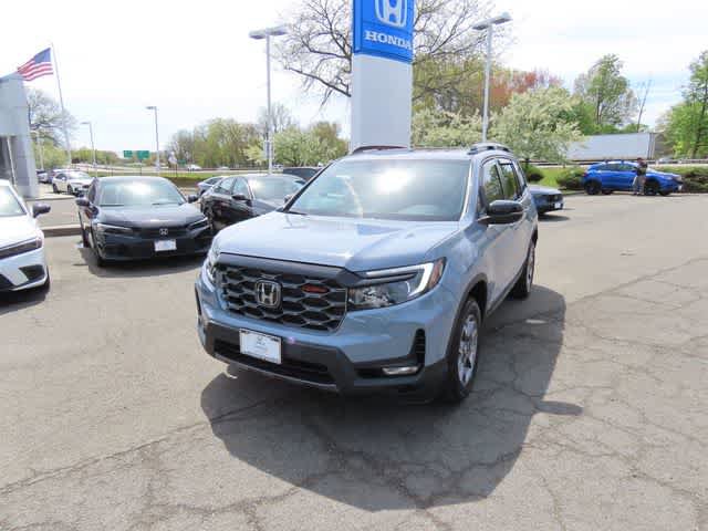 Certified 2023 Honda Passport TrailSport image 1
