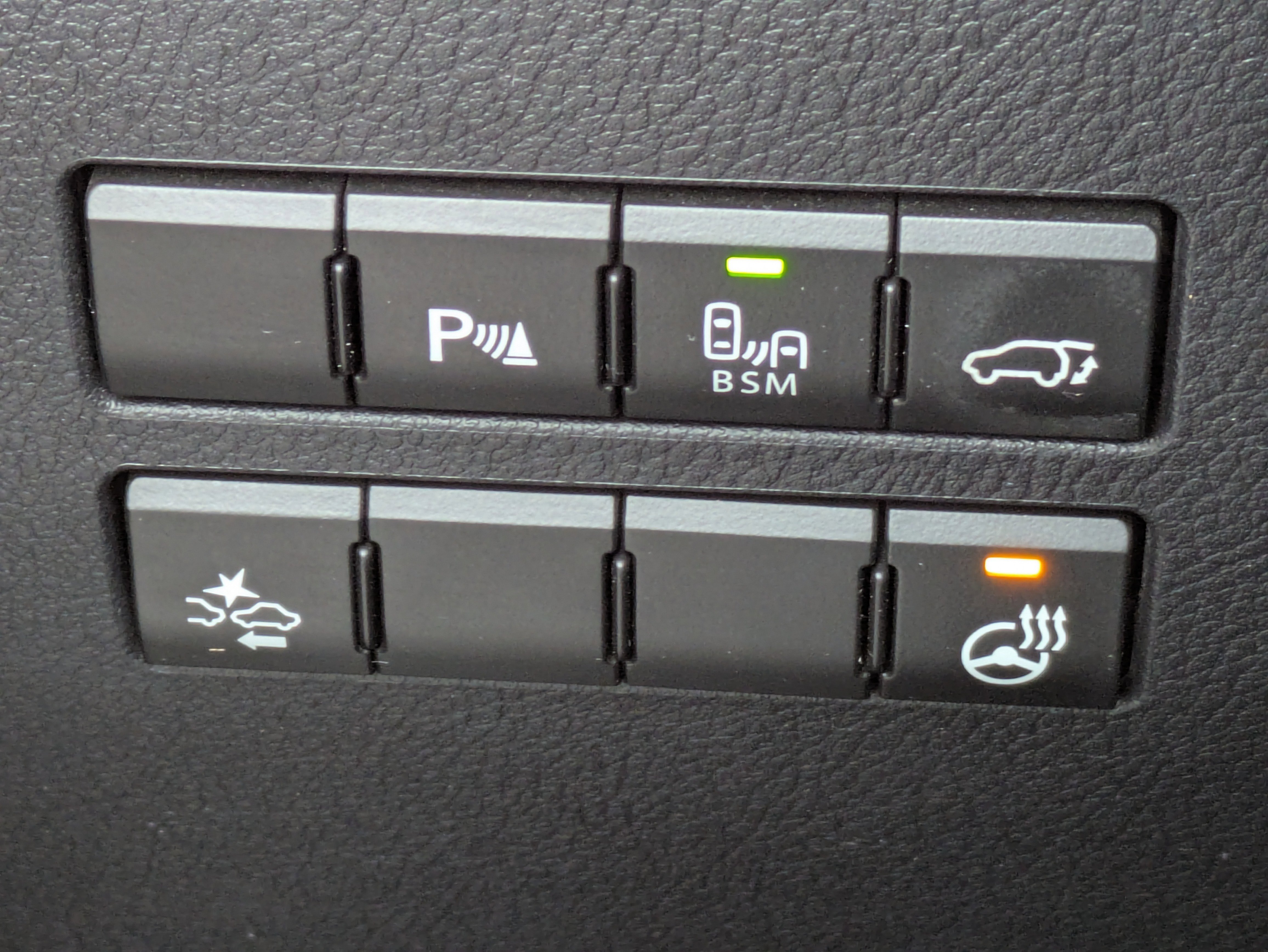 Used 2015 Lexus NX 200t FWD image 25