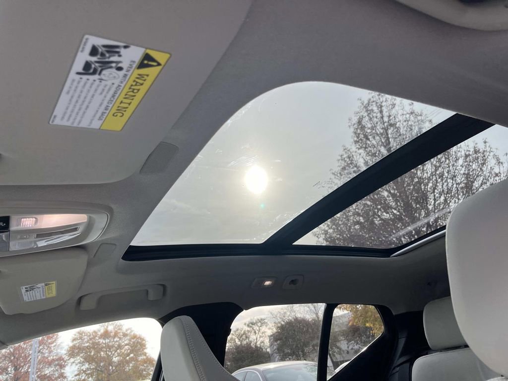 New 2026 Volvo XC40 B5 Plus w/ Protection Package Premier image 23