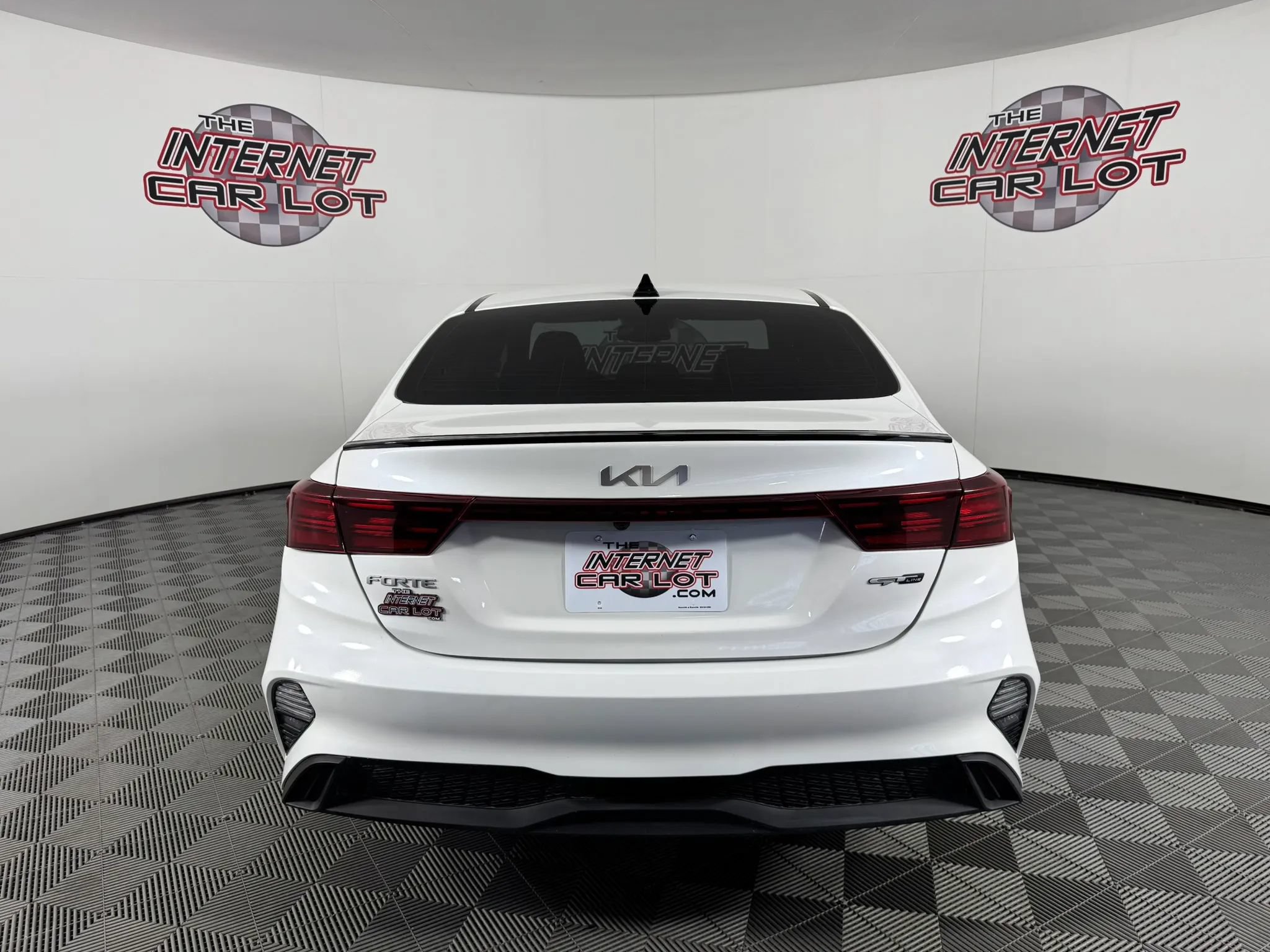 Used 2023 Kia Forte GT-Line w/ GT-Line Premium Package FWD image 6