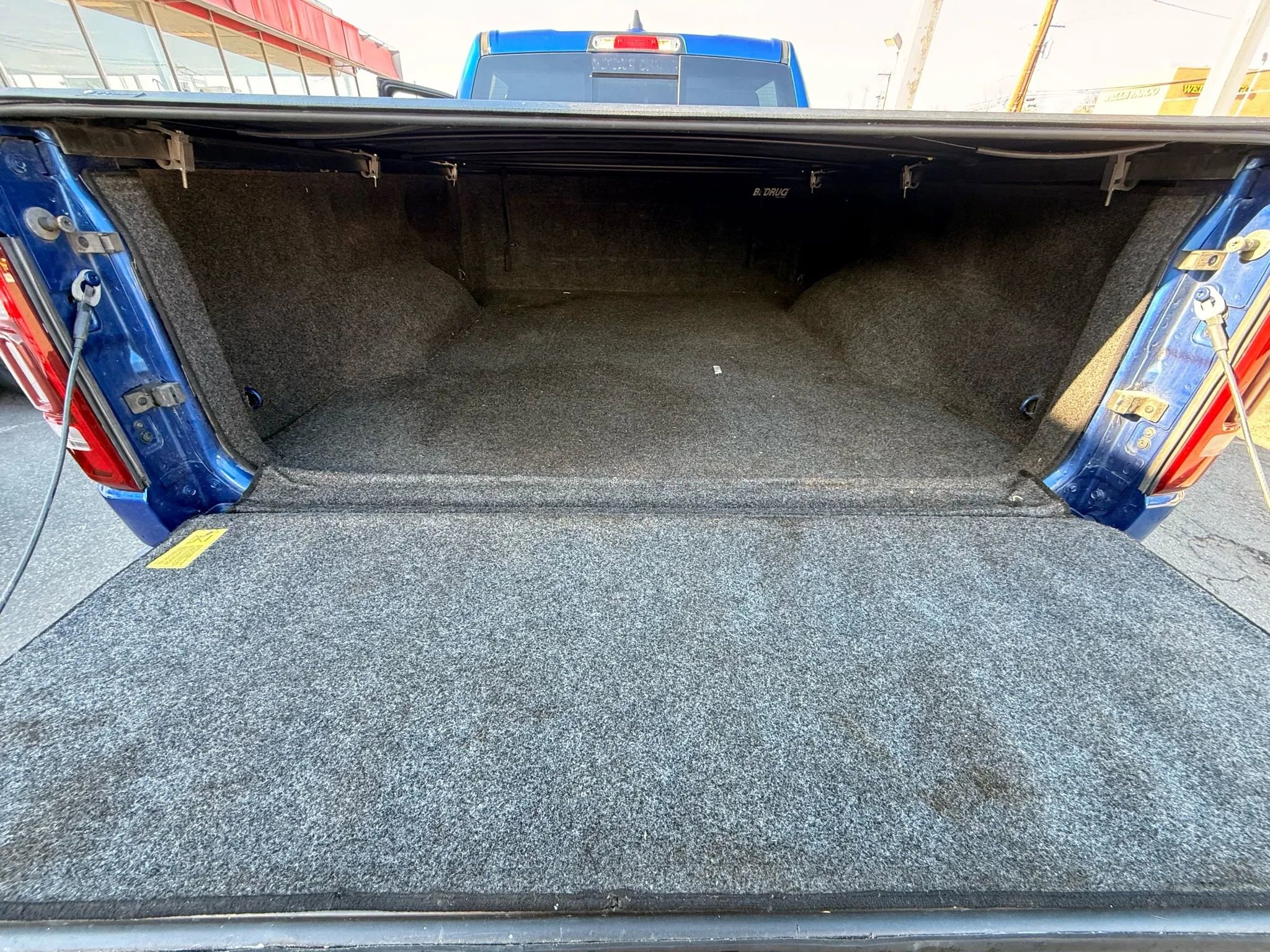 Used 2019 RAM 1500 Laramie AWD/4WD image 37