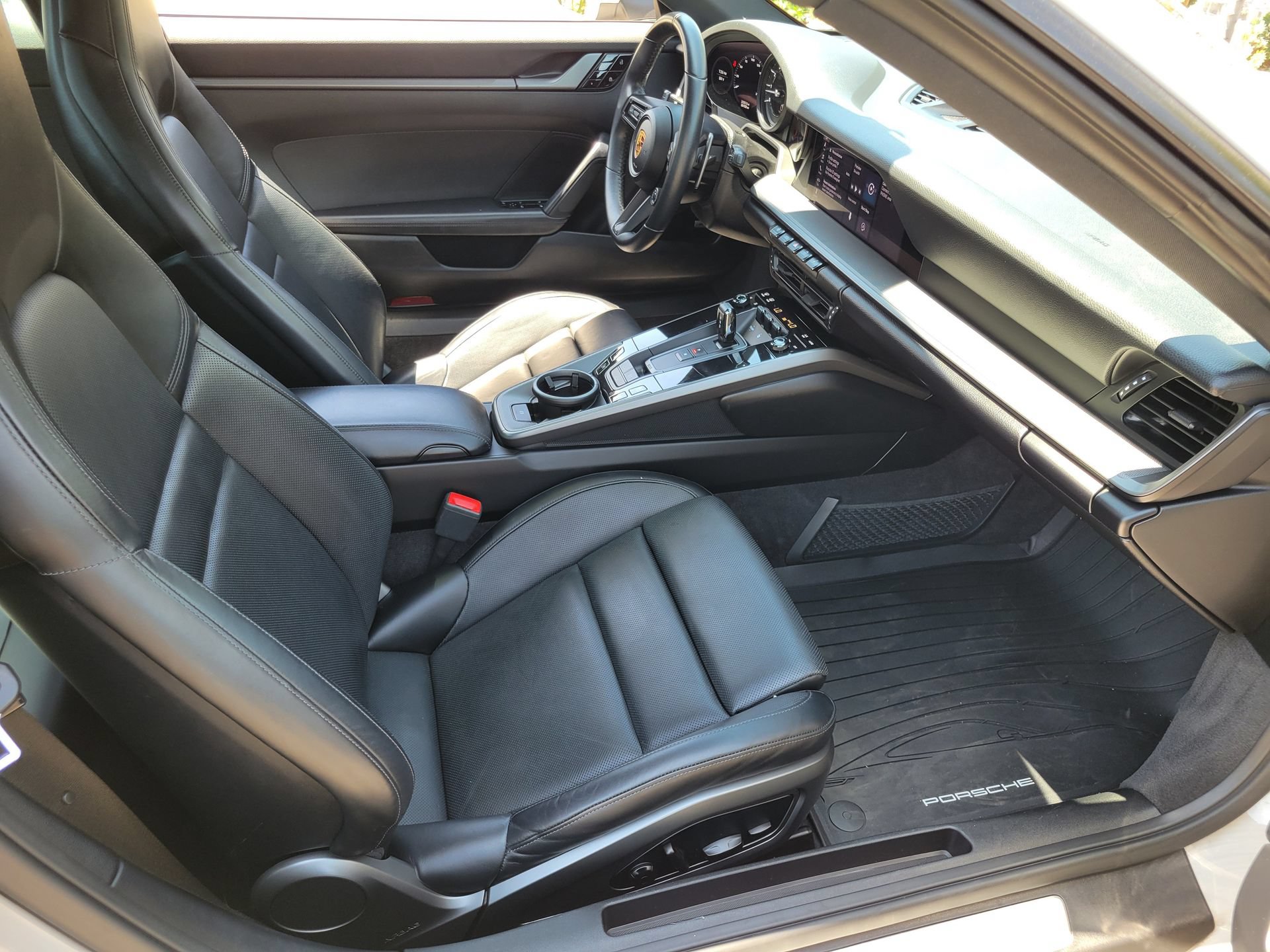 Certified 2021 Porsche 911 Carrera 4S AWD/4WD image 27
