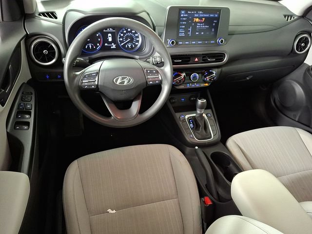 Used 2022 Hyundai Kona SEL AWD/4WD image 2