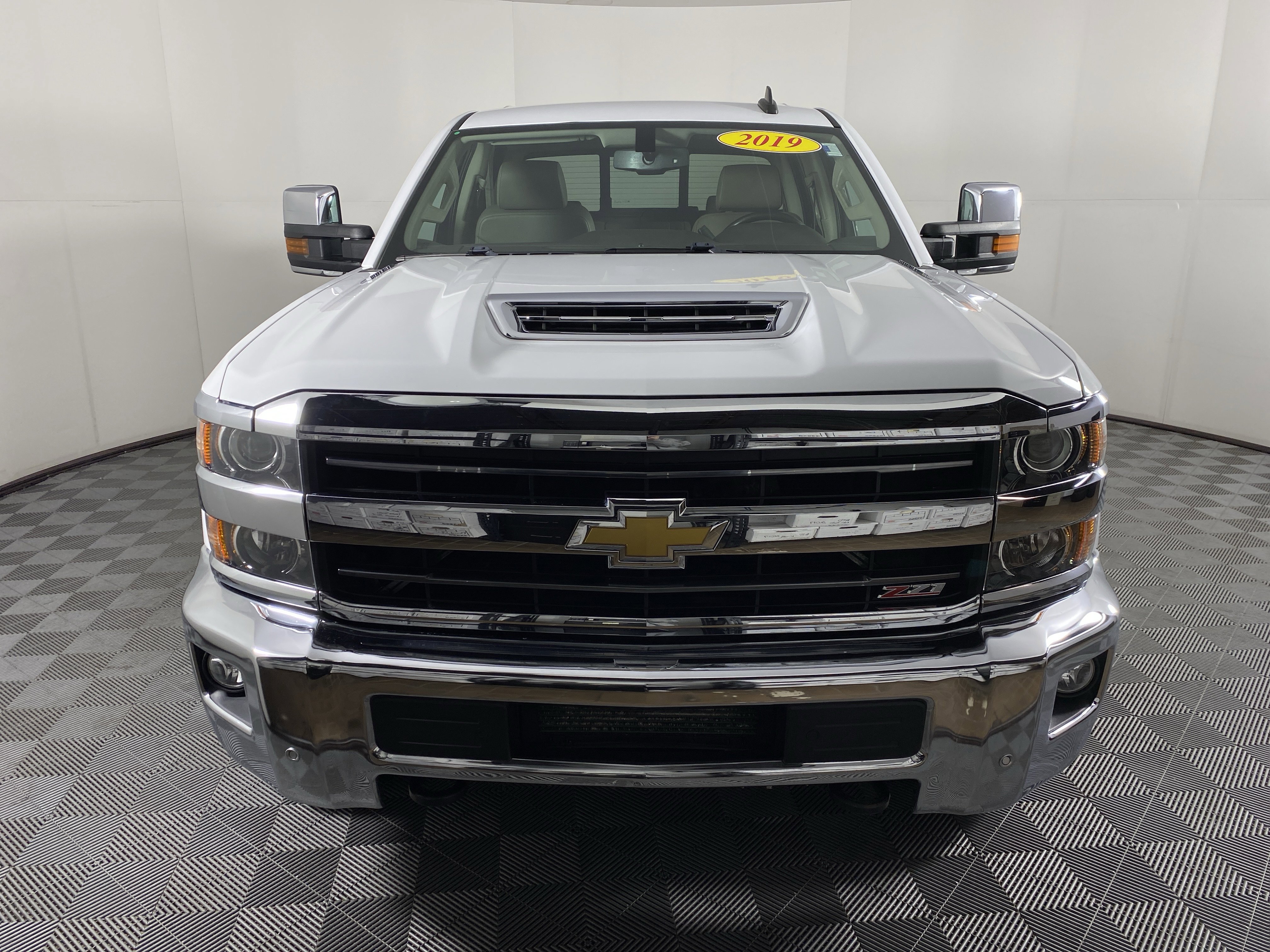 Used 2019 Chevrolet Silverado 3500 LTZ image 13