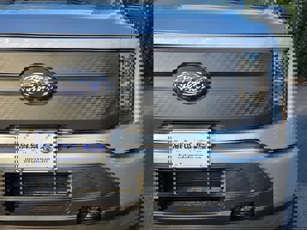 New 2025 Ford F150 Lightning XLT image 4