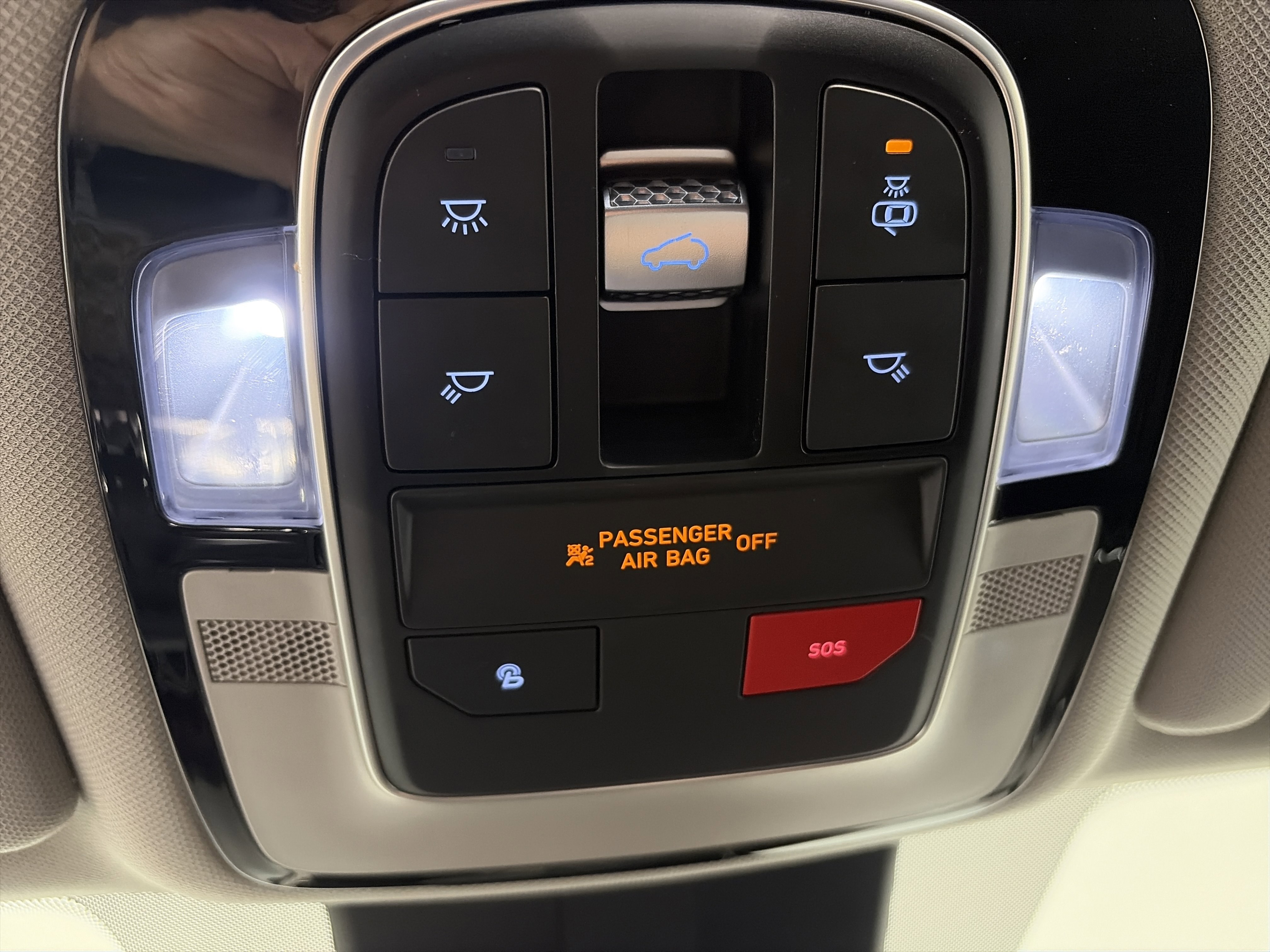 Used 2022 Hyundai Santa Fe SEL w/ Convenience + Premium Package image 36