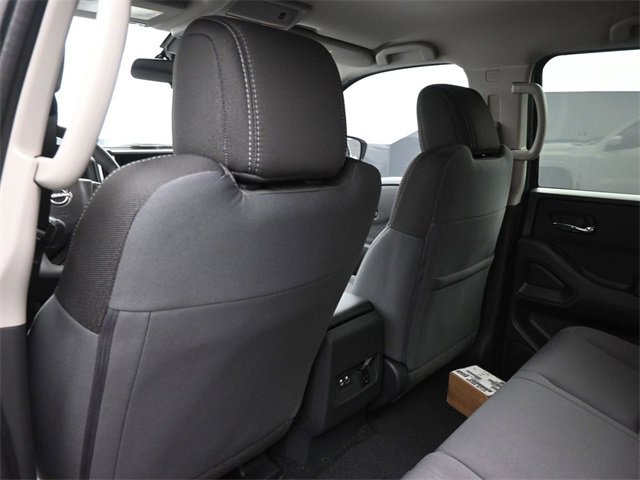 New 2025 Nissan Frontier SV w/ SV Convenience Package image 10