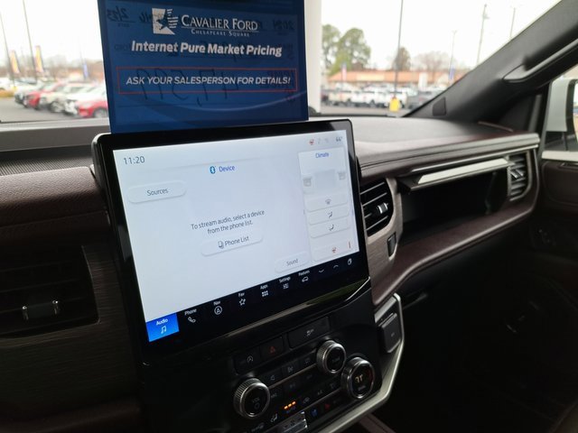 Certified 2024 Ford Expedition Limited image 10