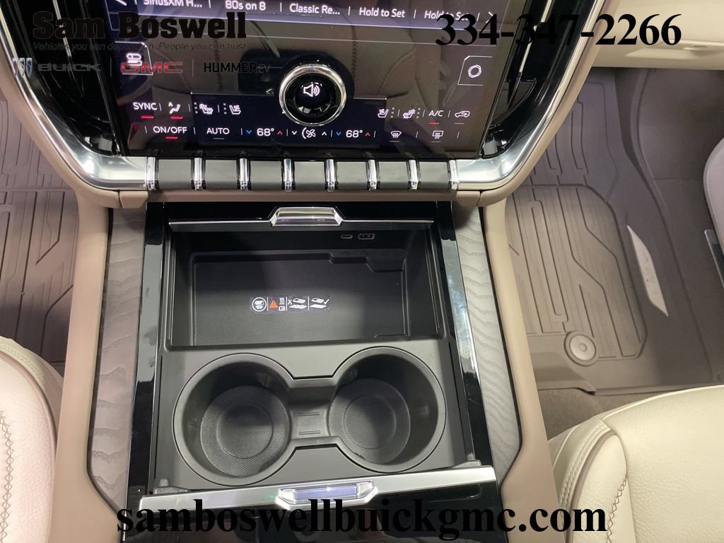New 2026 GMC Yukon XL Denali w/ Denali Reserve Package RWD image 17