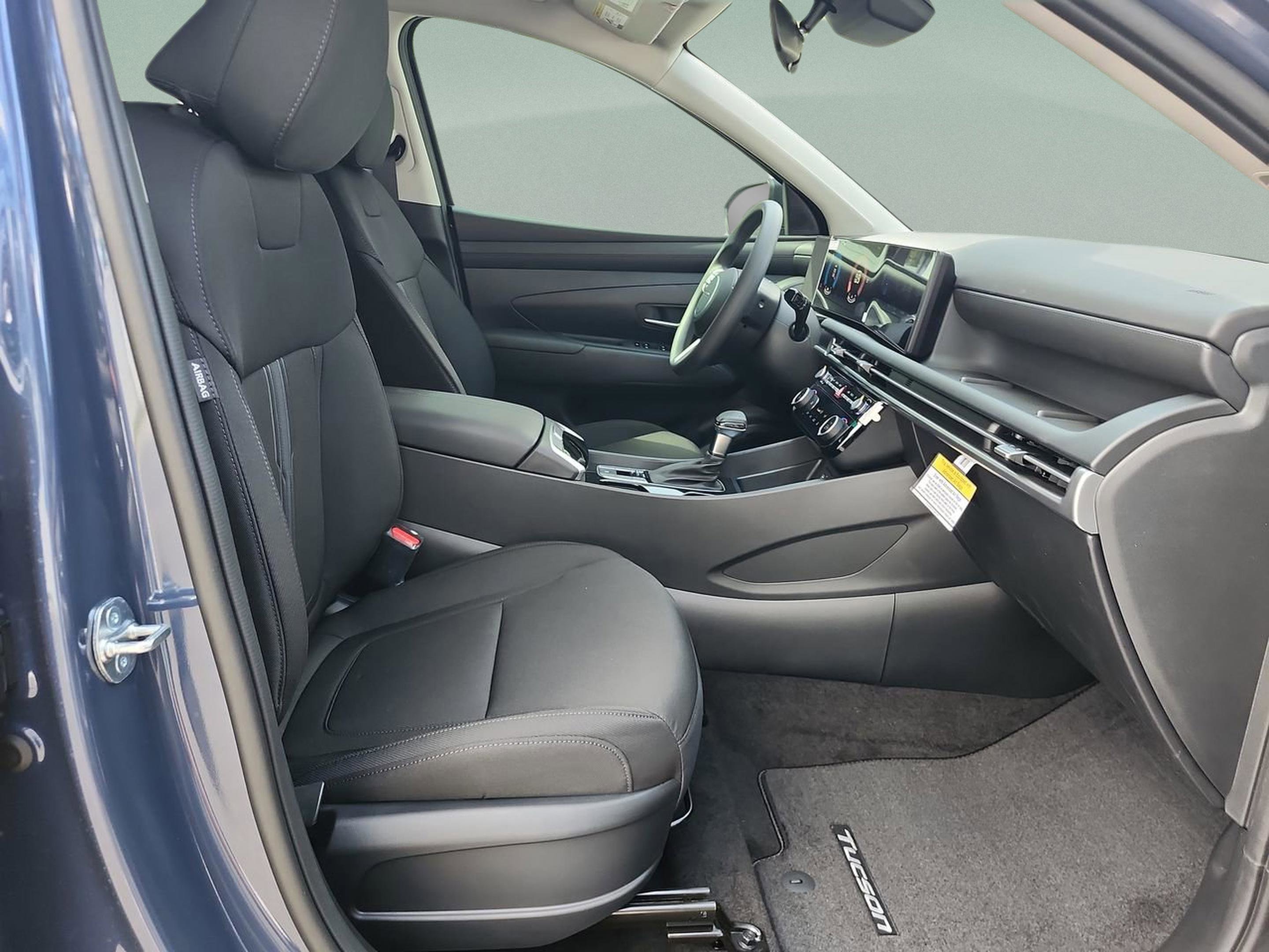 New 2026 Hyundai Tucson SEL image 18