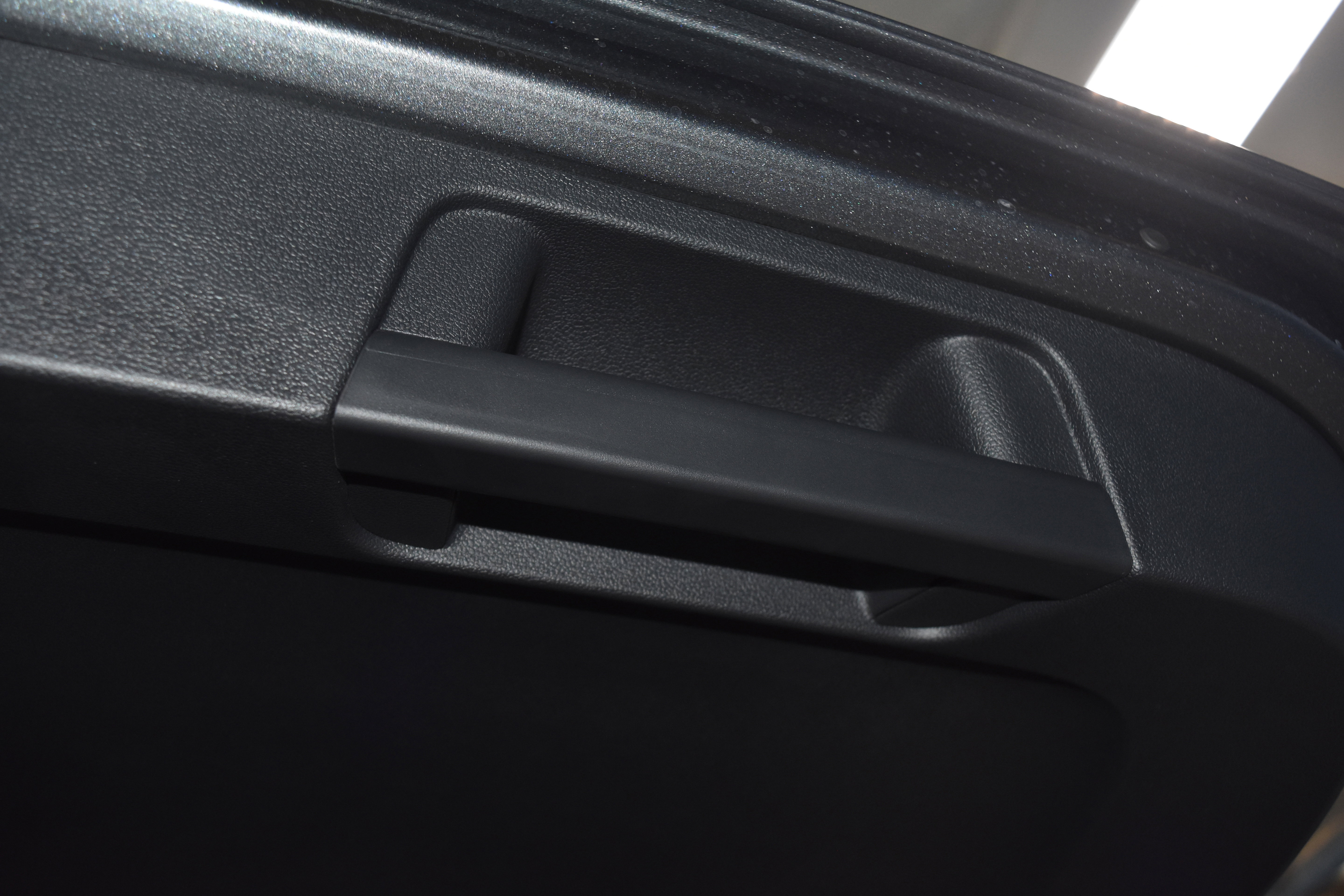 New 2025 Volkswagen Taos SE image 27