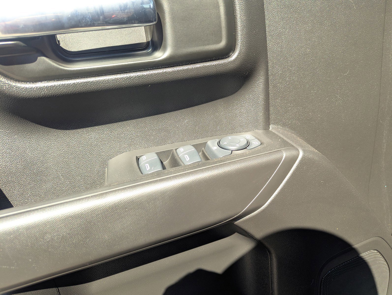 Used 2025 Chevrolet Silverado 1500 Custom Trail Boss image 25