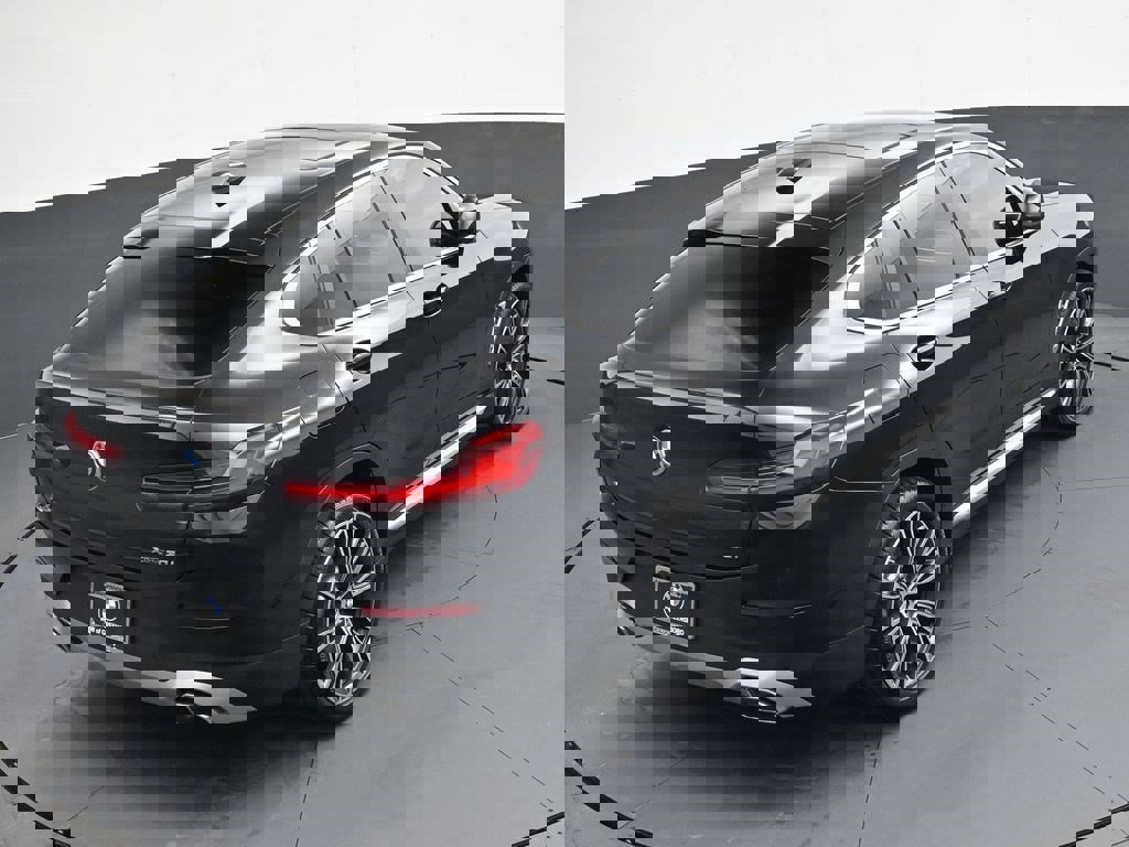 Used 2025 BMW X4 xDrive30i w/ Premium Package image 20