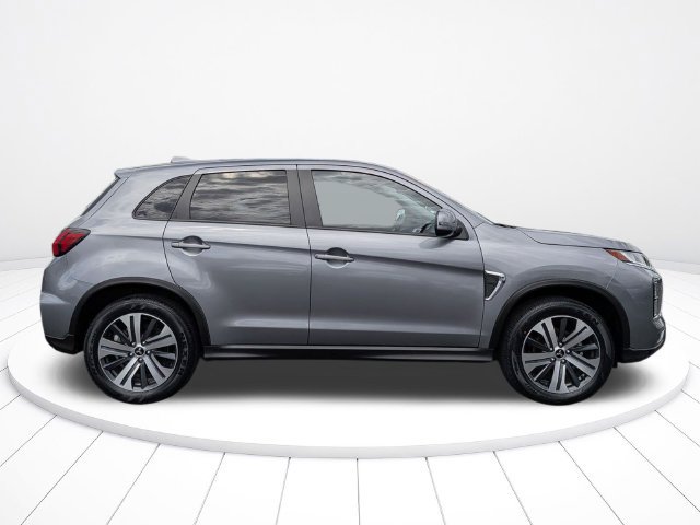 Used 2024 Mitsubishi Outlander Sport SE AWD/4WD image 2