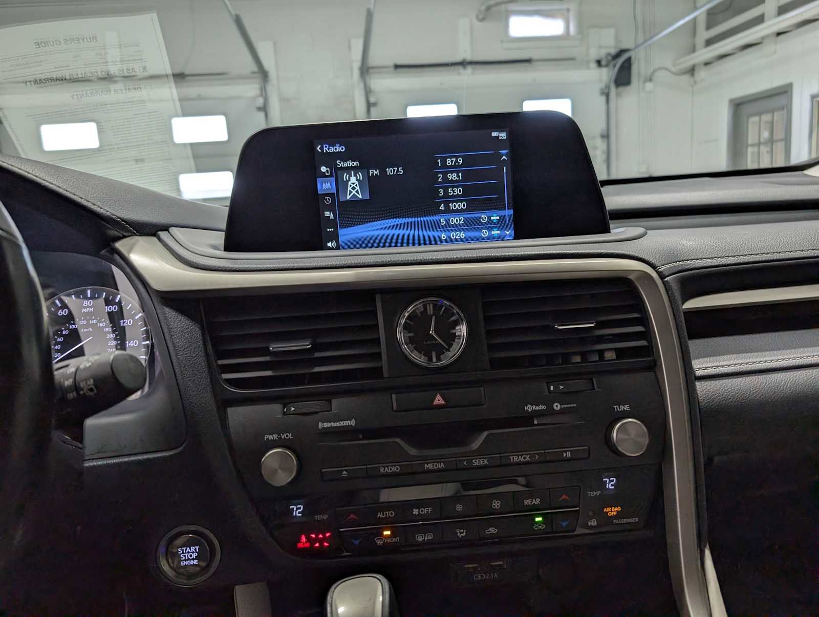 Used 2022 Lexus RX 350L AWD image 32