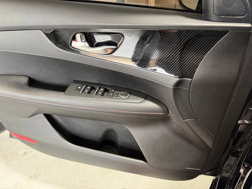 Used 2023 Kia Forte GT w/ GT2 Package image 13