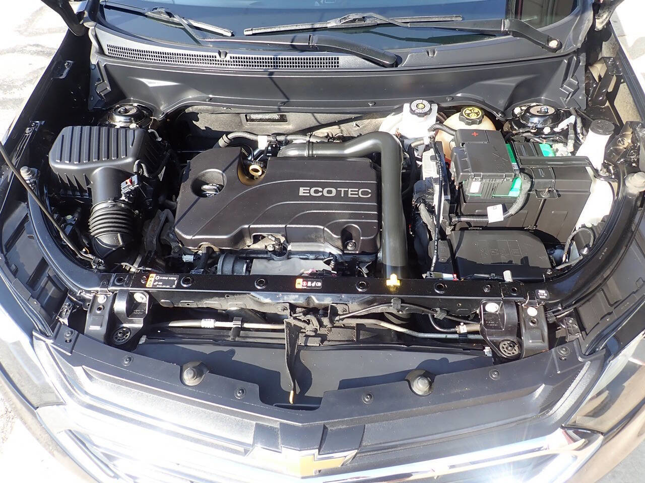 Used 2018 Chevrolet Equinox LS image 38