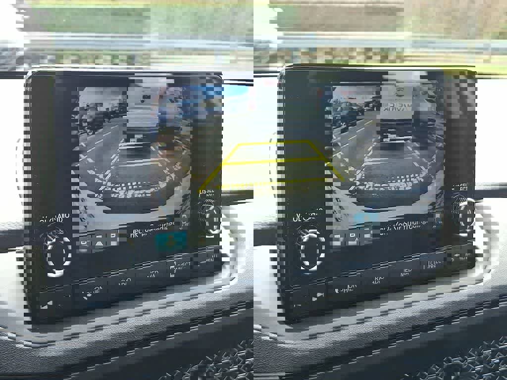 Certified 2025 Honda Accord SE image 15