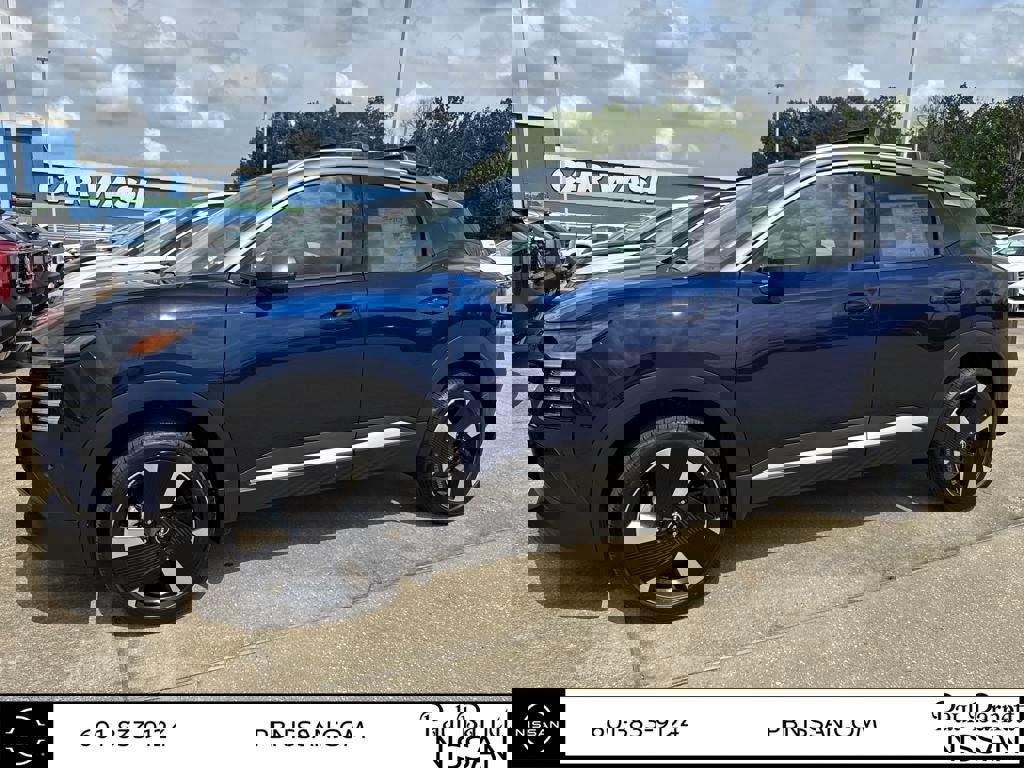 New 2025 Nissan Kicks SR image 19