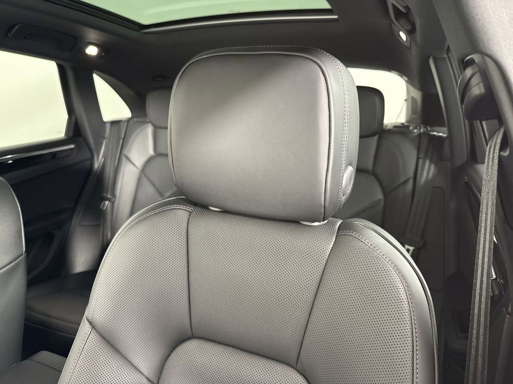 New 2026 Porsche Macan S AWD/4WD image 41