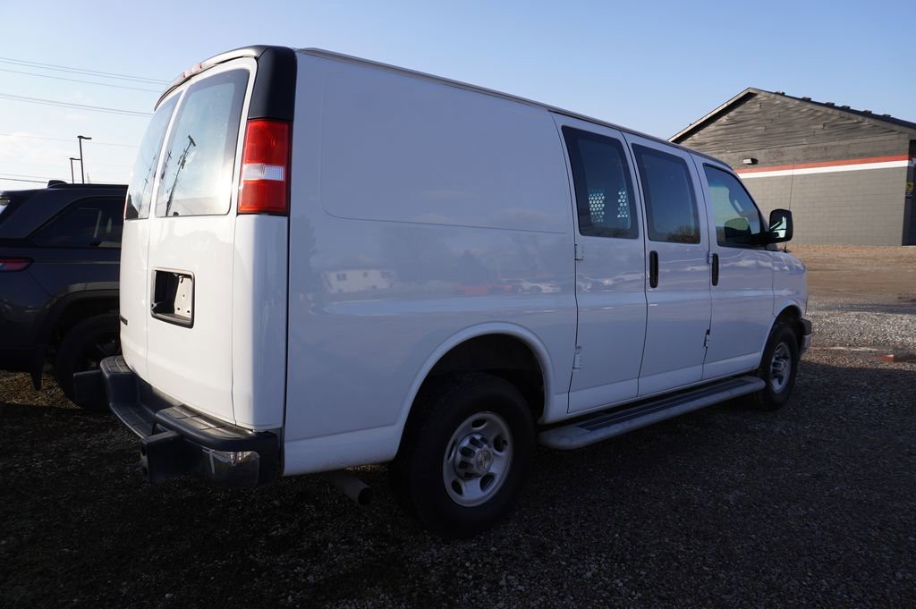 Used 2024 Chevrolet Express 2500 w/ Driver Convenience Package image 7