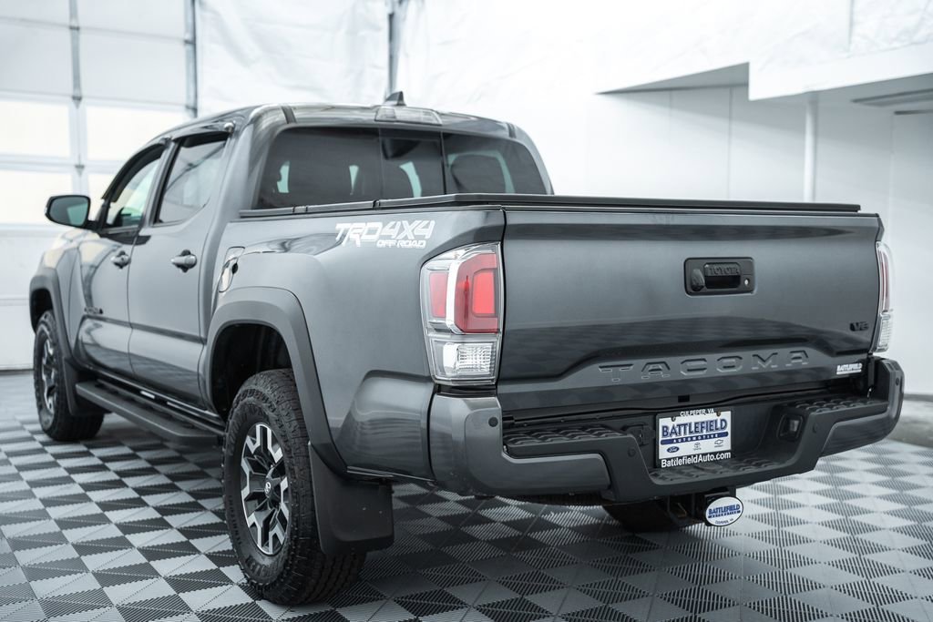 Used 2023 Toyota Tacoma TRD Off-Road w/ Technology Package AWD/4WD image 6