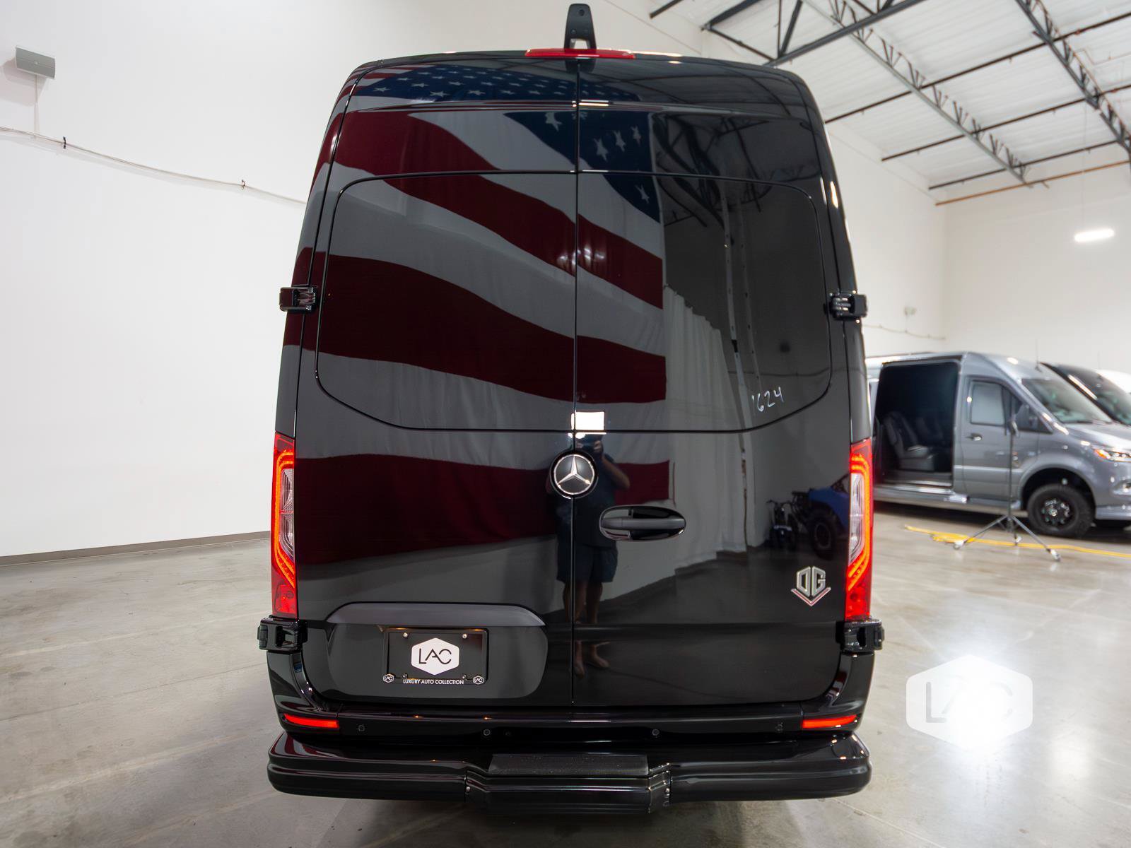 Used 2024 Mercedes-Benz Sprinter 3500 image 31