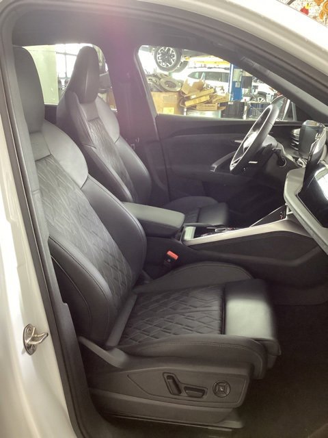 New 2025 Audi SQ5 Premium Plus image 21